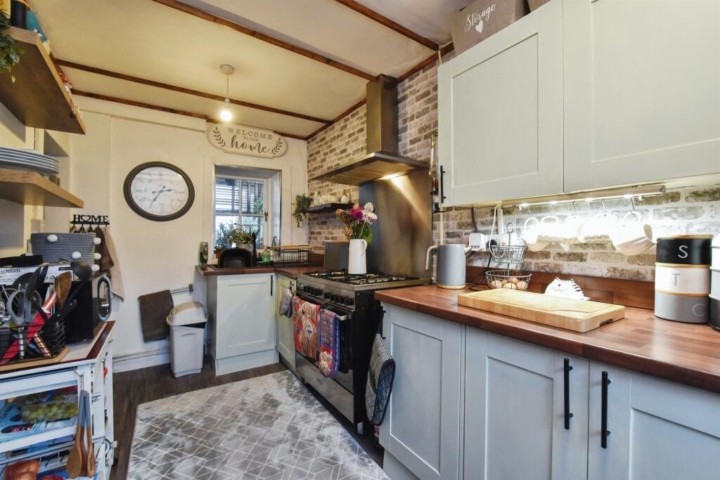 Additional image 5 of Morgan Jones Square, Troedyrhiw, Merthyr Tydfil