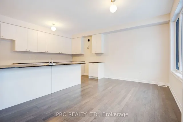 Additional image 8 of 795 Apple Terr