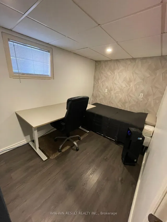 Additional image 9 of 36 Rothsay Ave