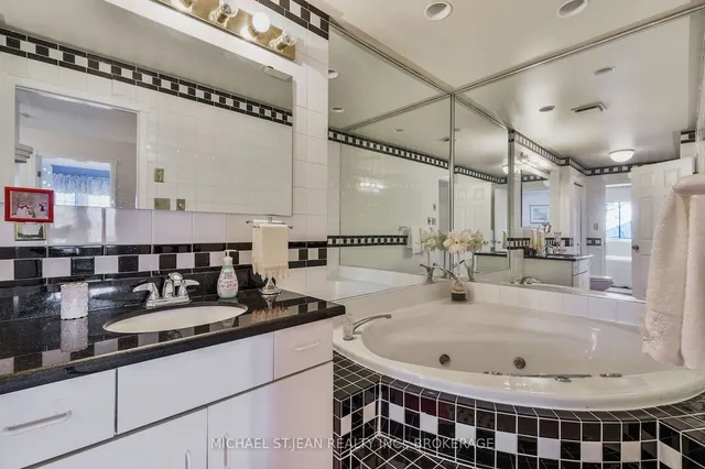 Additional image 32 of 38 Elora Dr Unit 19