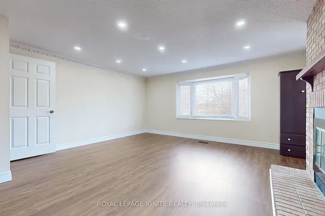 Additional image 13 of 141 PONYMEADOW Terr