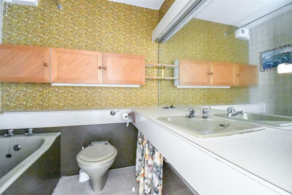Additional image 7 of St Osyth Court, Barry