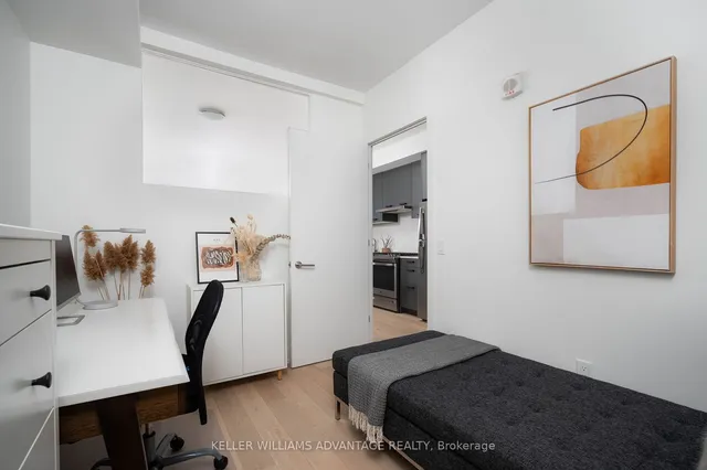 Additional image 19 of 1331 queen St Unit 508