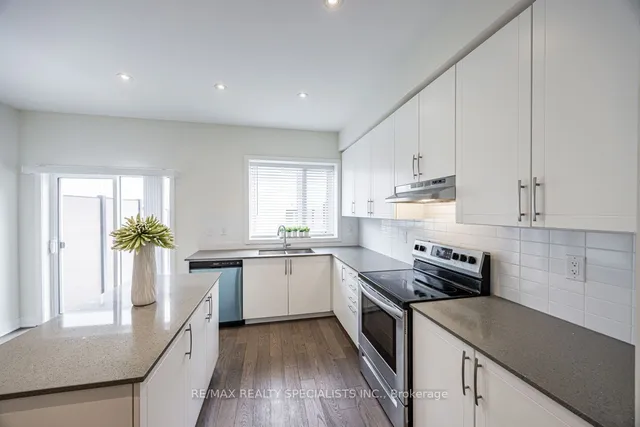 Additional image 11 of 121 William Duncan Rd