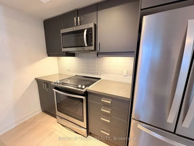 Additional image 6 of 50 Wellesley St Unit 2707