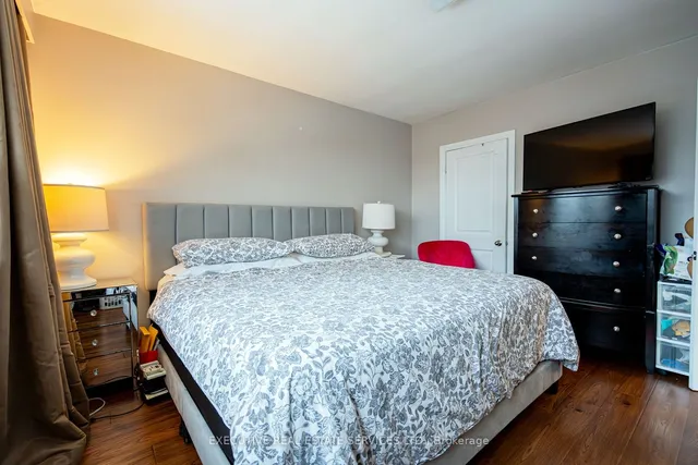 Additional image 19 of 47 Foxrun Ave