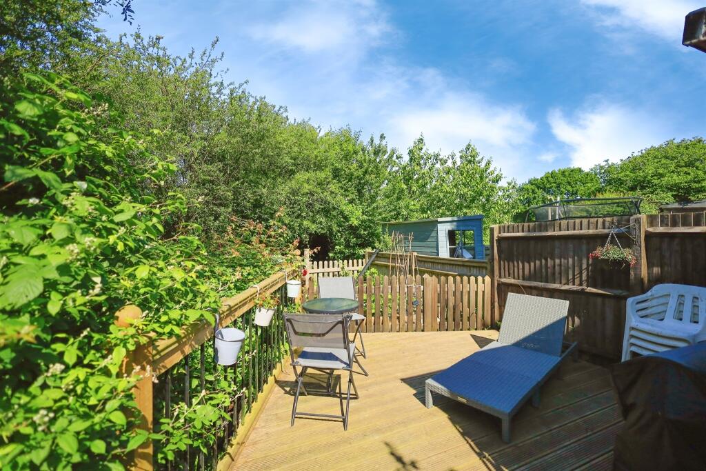 Additional image 11 of Farne Close, HAILSHAM