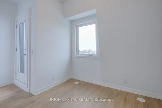 Additional image 16 of 23 CASE OOTES Dr