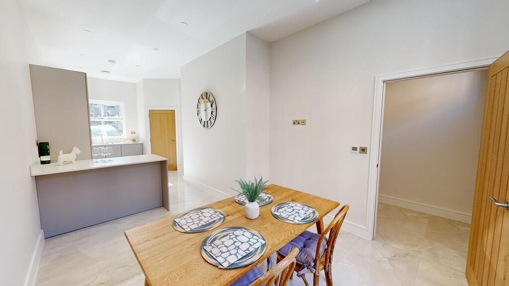 Additional image 16 of Mews 4, Bollands Court, Commonhall Street