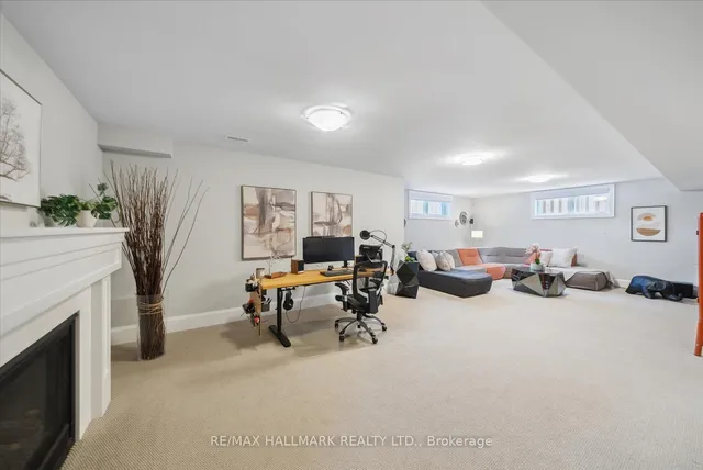 Additional image 35 of 21 Neilson Ave