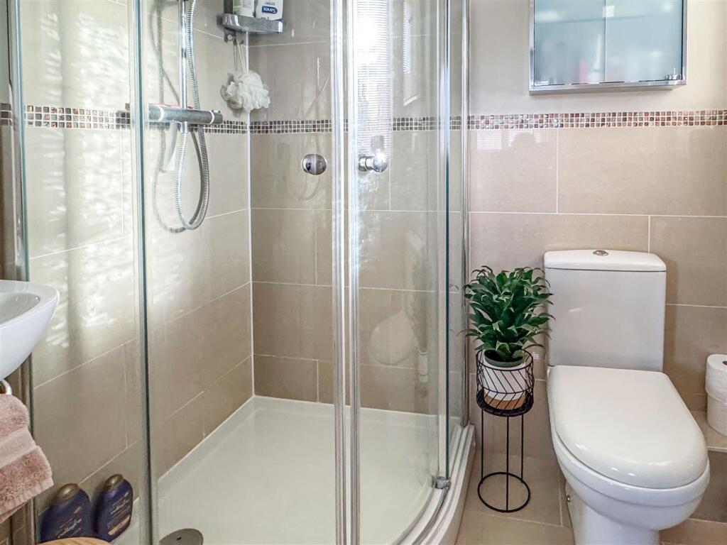 Additional image 11 of Linnet Close, Littlehampton