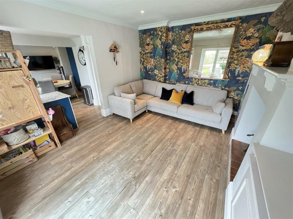 Additional image 5 of Mostyn Avenue, Heswall, Wirral