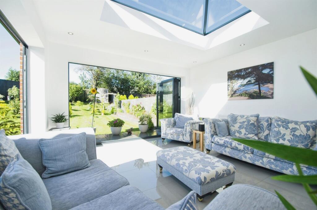 Additional image 30 of South Road, PORTHCAWL