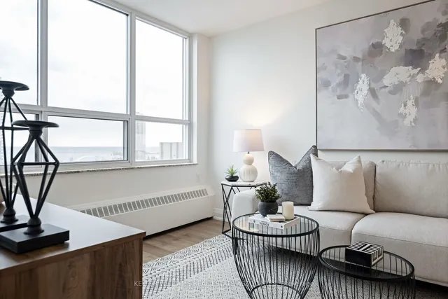 Additional image 23 of 60 Southport St Unit 906