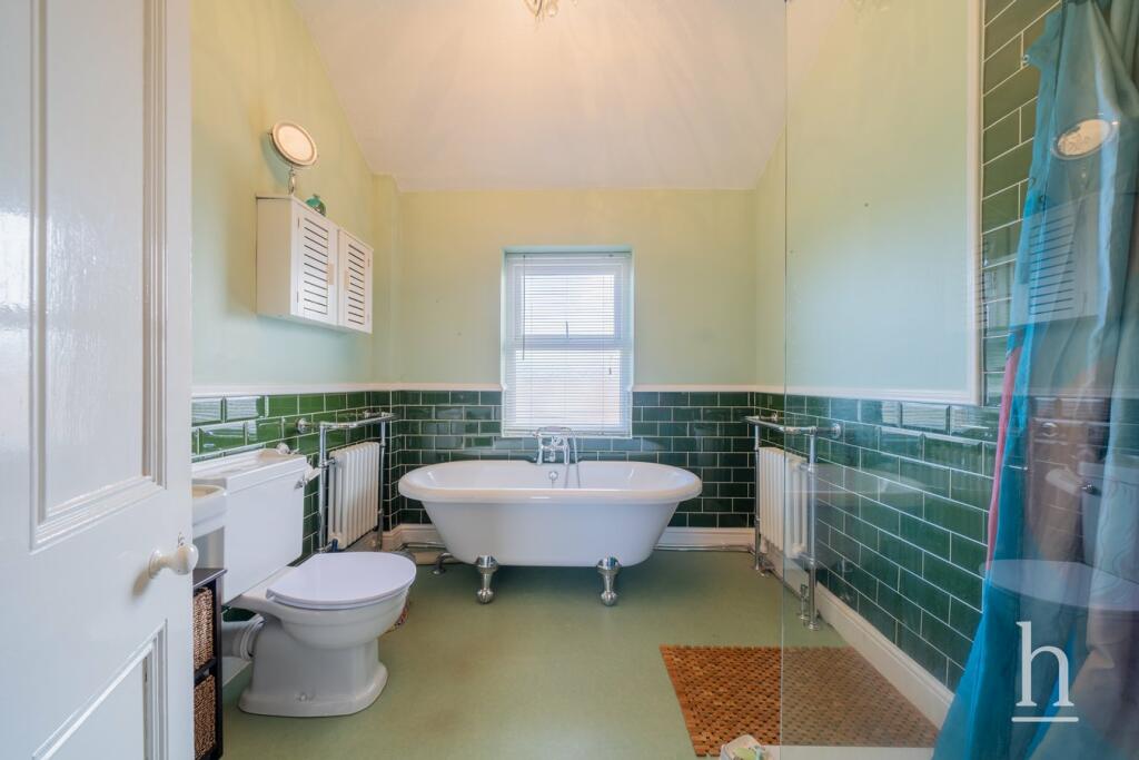 Additional image 14 of South View, Bromborough Pool, CH62