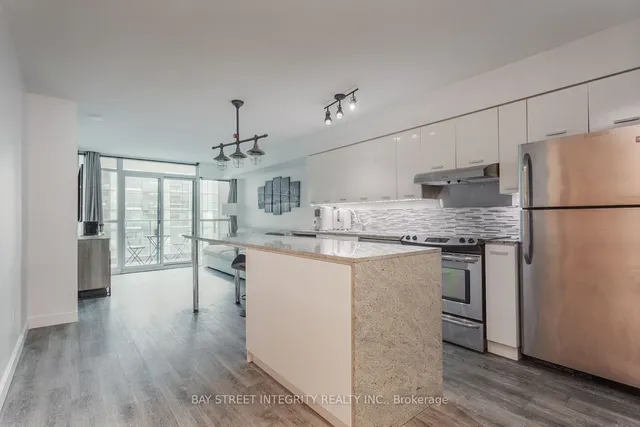 Additional image 8 of 15 Singer Crt Unit 715