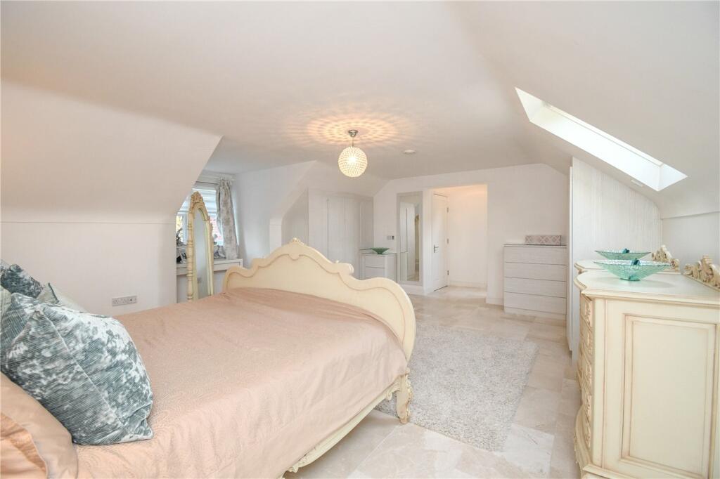 Additional image 16 of Neston Road, Willaston, Neston