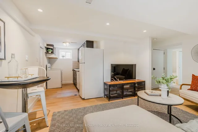 Additional image 15 of 6 Evandale Rd