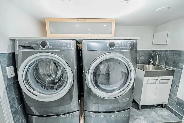 Additional image 30 of 46 Seventh St