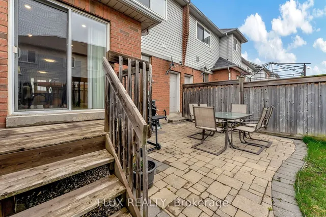 Additional image 33 of 399 HOBBS Cres