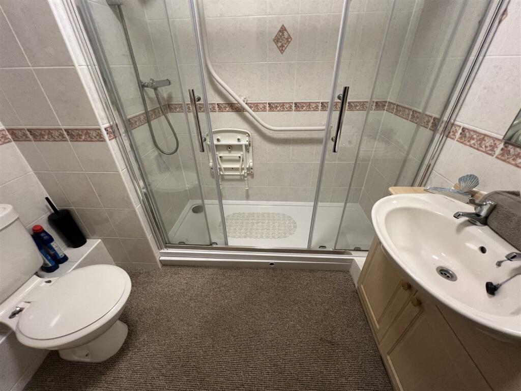 Additional image 8 of Telegraph Road, Heswall, Wirral