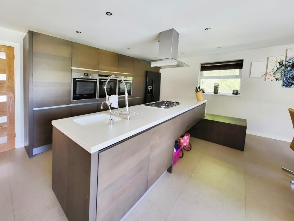 Additional image 5 of Swanbridge Road, Sully, Penarth