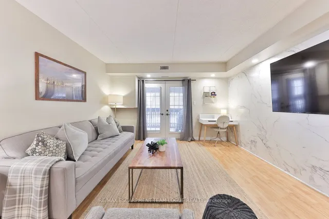 Additional image 7 of 2010 Cleaver Ave Unit 120