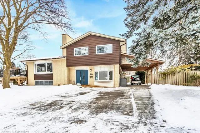 11 Hickson Dr