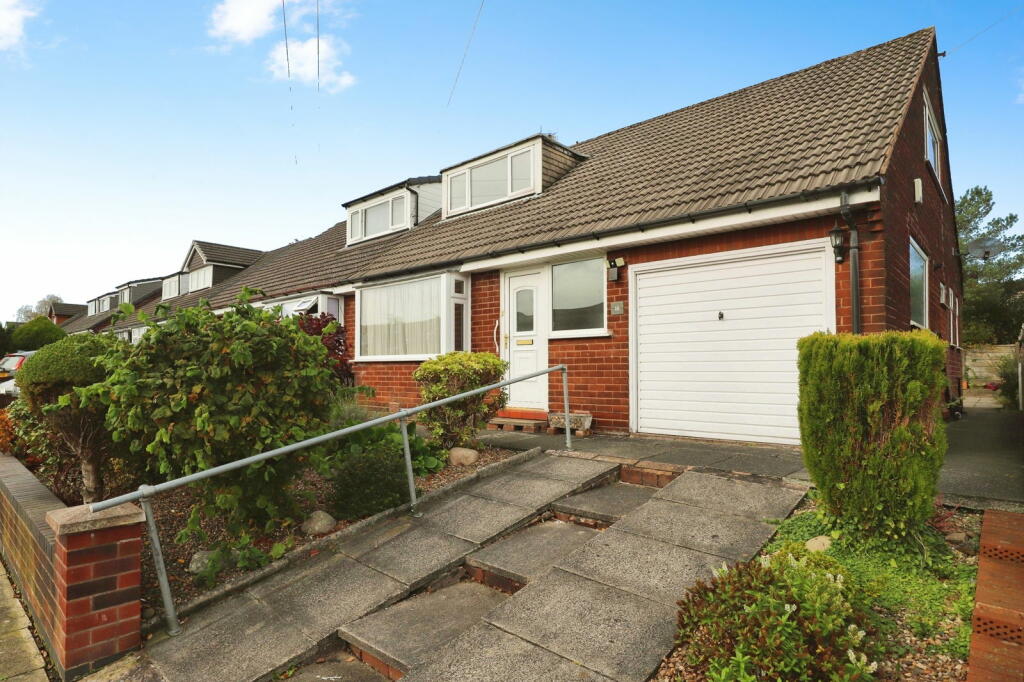 Kenmor Avenue, Bury, BL8 2DY