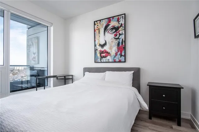 Additional image 19 of 15 Wellington St Unit 1101