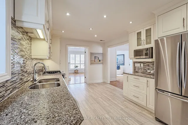 Additional image 16 of 14 Crescentwood Rd