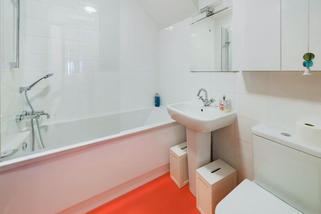 Additional image 8 of 42 Wellington Terrace, Clevedon, North Somerset, BS21