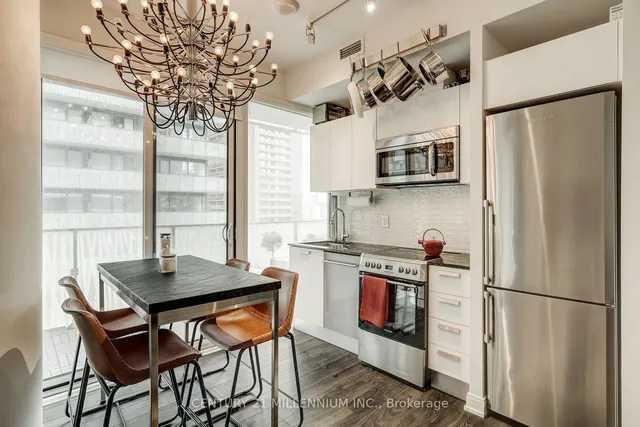 Additional image 12 of 42 Charles St Unit 801