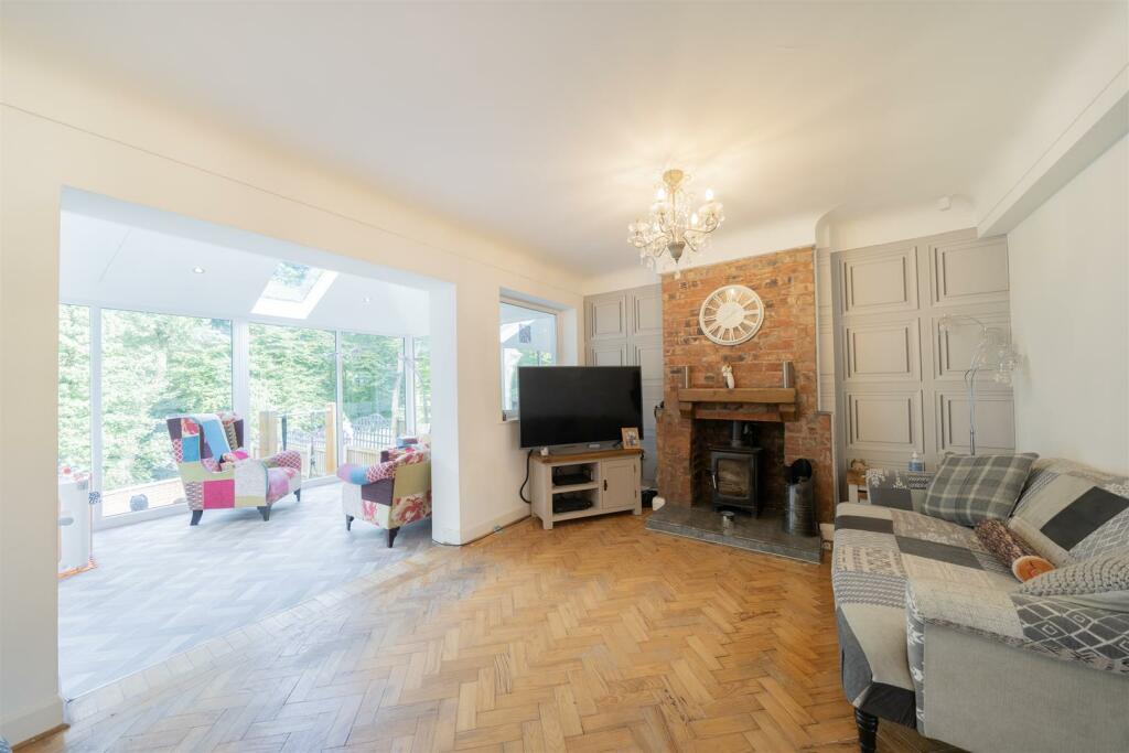 Additional image 3 of Low Wood Grove, Barnston, Wirral