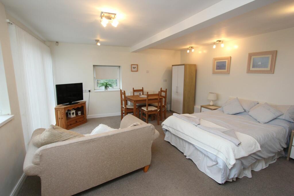 Additional image 31 of Tegfan, Gileston. Vale of Glamorgan. CF62 4HW