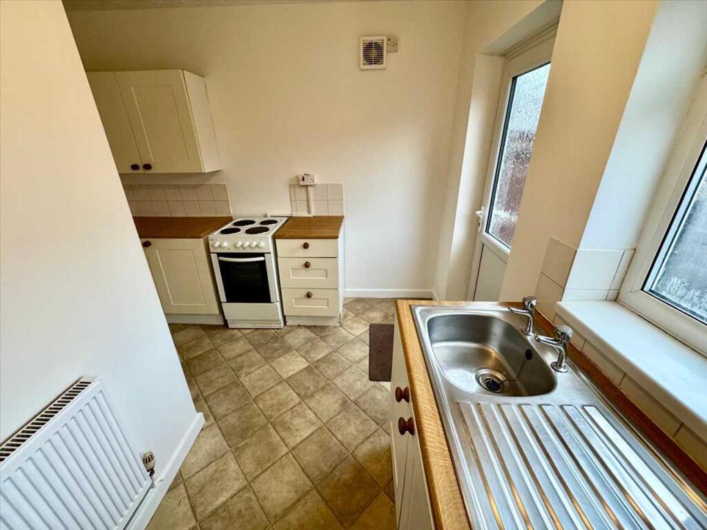 Additional image 6 of High Street, Porth