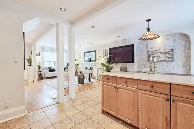 Additional image 40 of 252 winona Dr