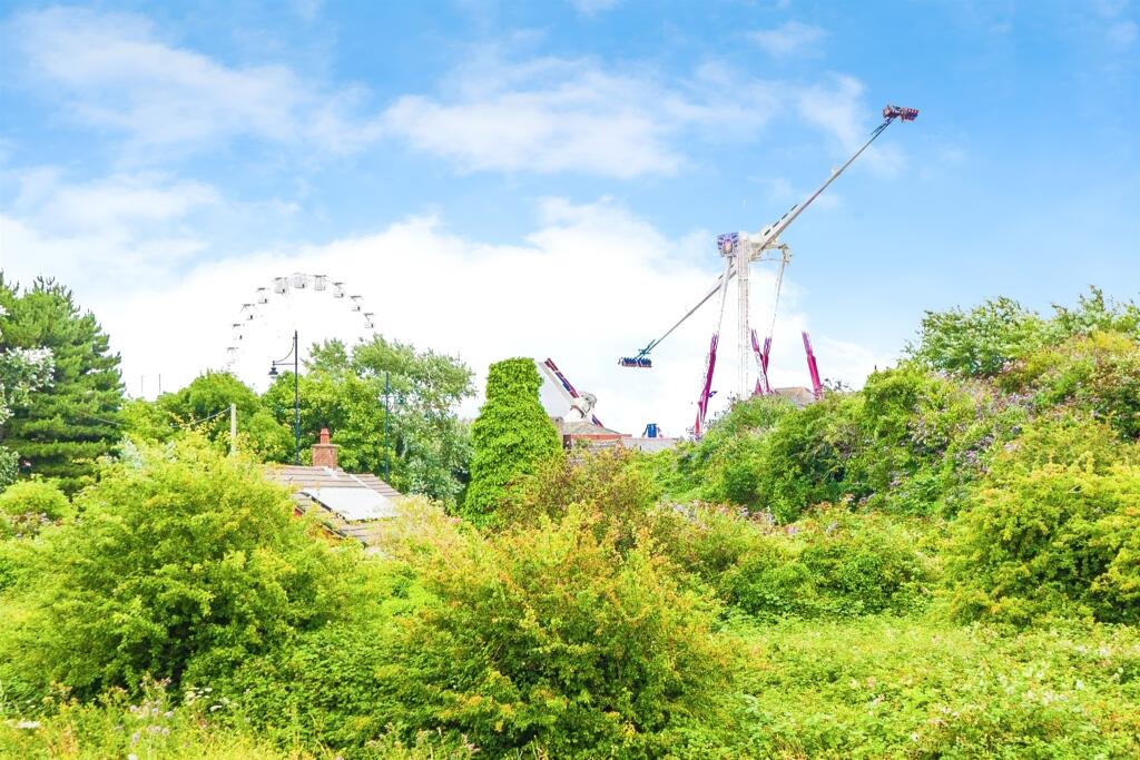 Additional image 5 of Clos Onnen, Barry