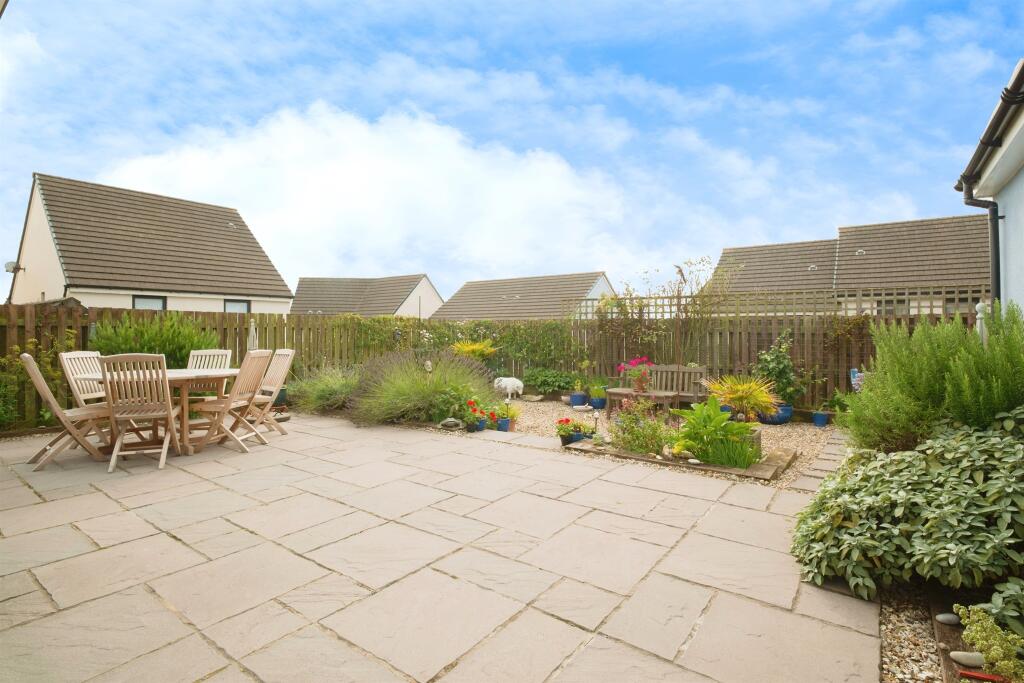 Additional image 4 of Porlock Close, Ogmore-By-Sea, Bridgend