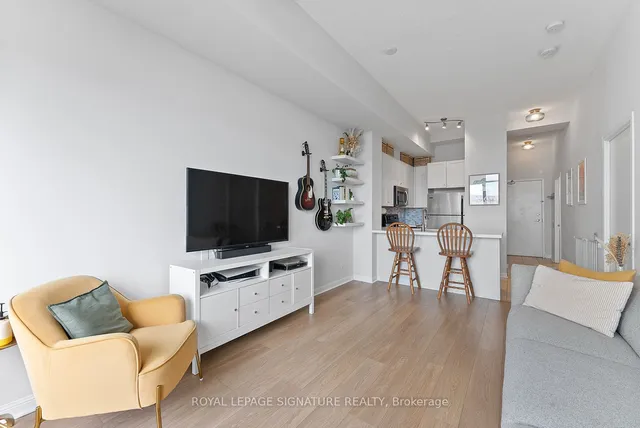 Additional image 7 of 1600 Keele St Unit 1121