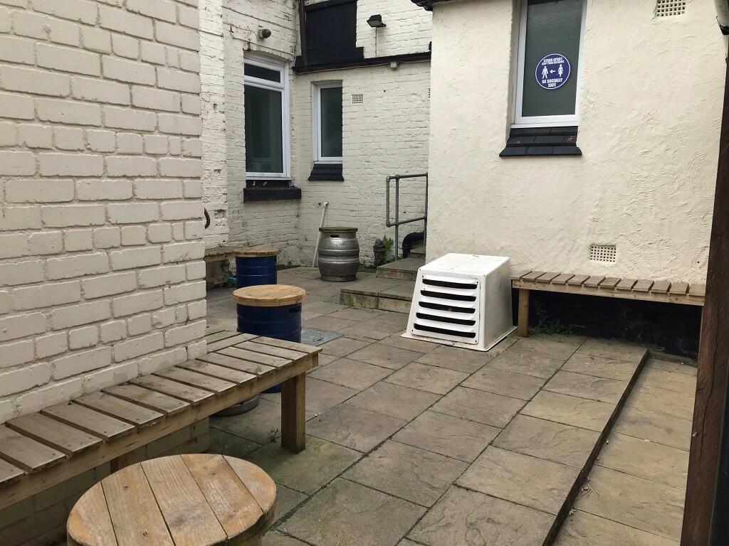 Additional image 7 of Park View Hotel, Price Street, Birkenhead, Wirral, Merseyside, CH41 4JQ