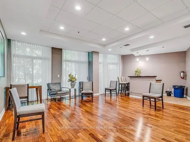 Additional image 32 of 205 The Donway W Unit 320