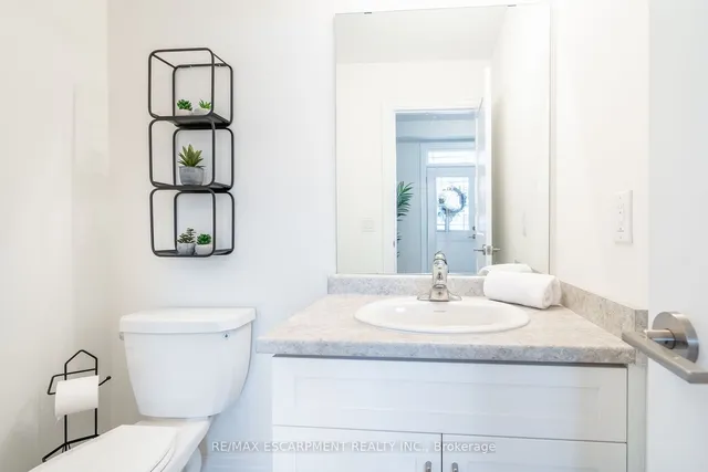 Additional image 18 of 45 Great Falls Blvd