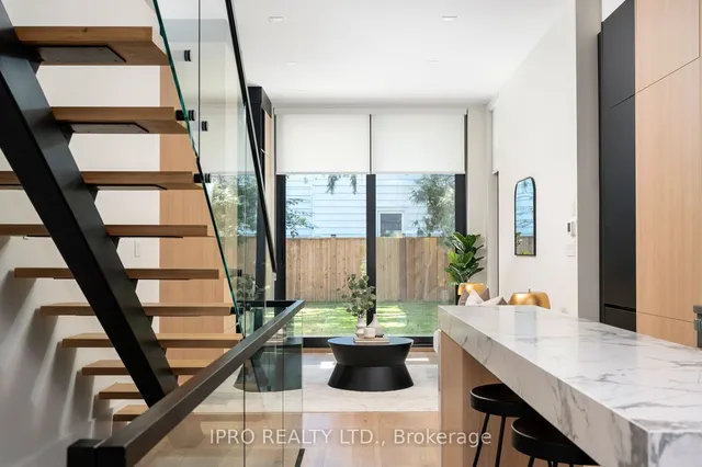 Additional image 8 of 951B Greenwood Ave