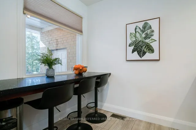 Additional image 5 of 30 Larabee Cres