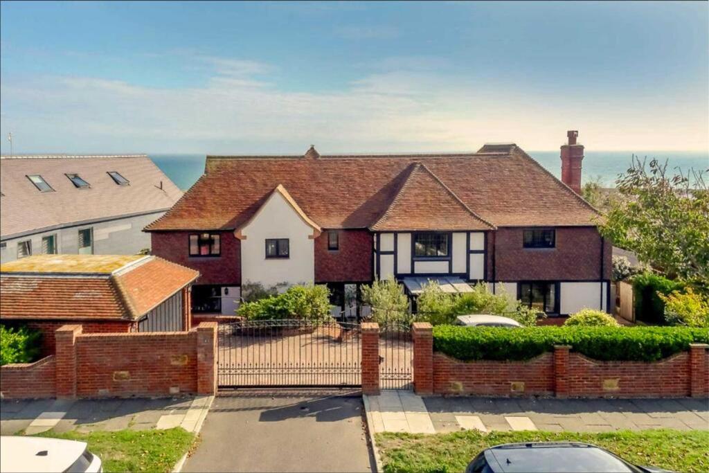 Additional image 26 of Roedean Crescent, Brighton