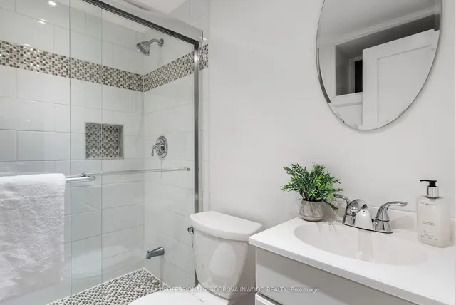 Additional image 32 of 62 Morningside Ave