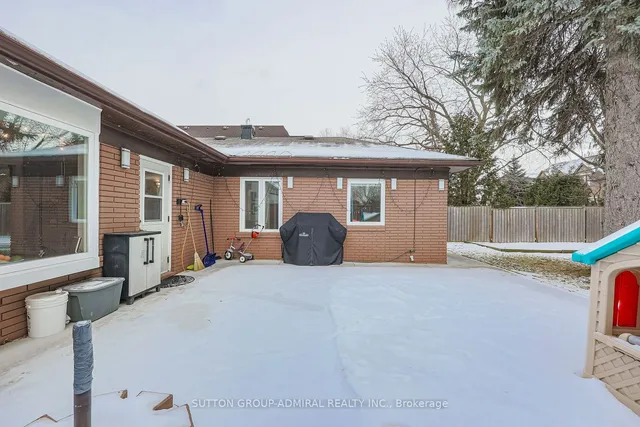 Additional image 27 of 221 Churchill Ave