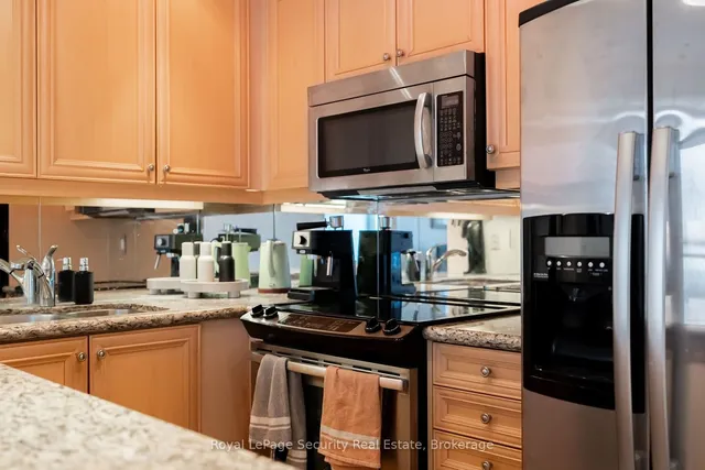 Additional image 8 of 628 Fleet St Unit 1610