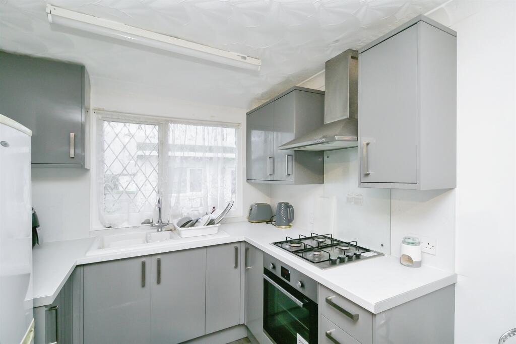 Additional image 4 of Fort Road, Lavernock, Penarth